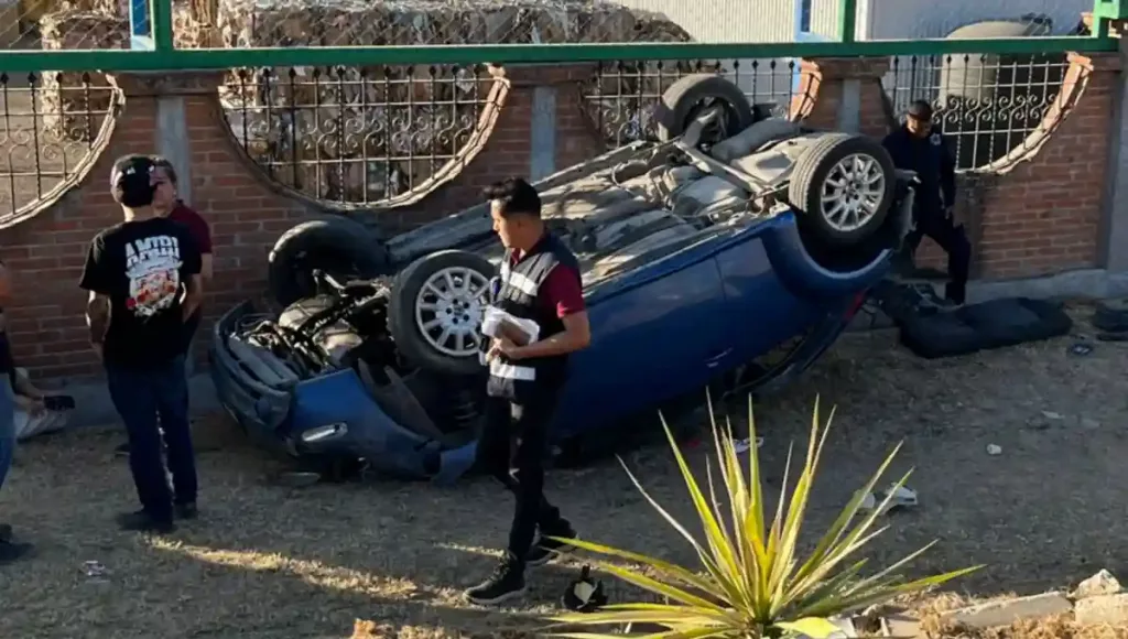 Una persona fue trasladada a un hospital debido a la lesiones presentadas.