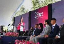 Rinde rectora de la UAQ segundo Informe de Actividades