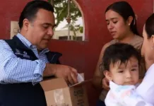 Supervisa Luis Nava entrega de apoyos del programa Contigo y tu Bebé