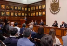 Reconoce Gobernador a empresarios queretanos