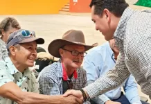 Participa Beto Nava en Foro de Análisis sobre iniciativa en favor del magisterio