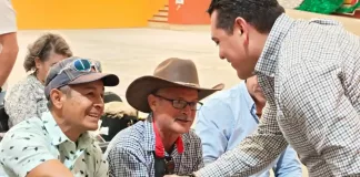 Participa Beto Nava en Foro de Análisis sobre iniciativa en favor del magisterio