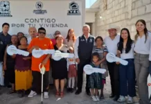 Entregan en Pedro Escobedo vivienda en la colonia San Isidro