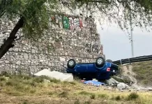 Fata accidente, una mujer fallece al caer su vehículo de rampa de frenado