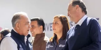 Encabeza Gobernador entrega de aulas en primarias de Jurica Pueblo