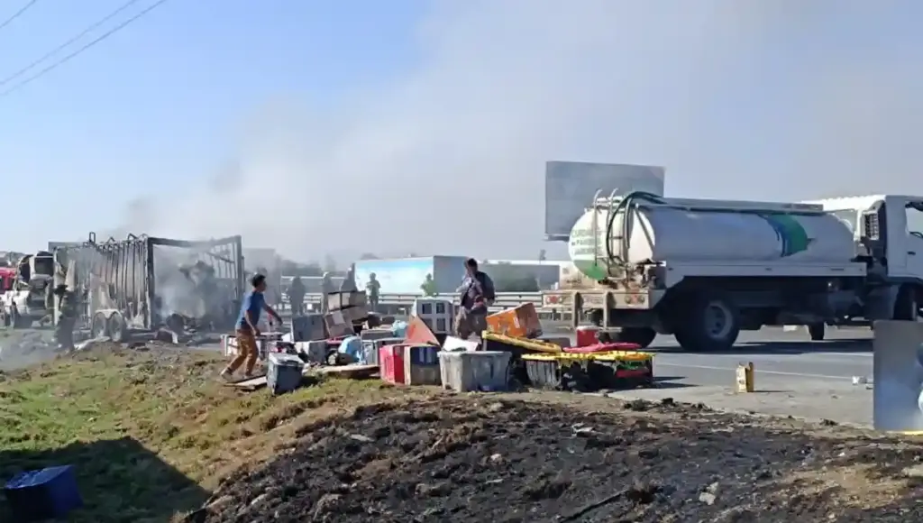 Se informó, que los propietarios viajaban desde Carolina del Norte, EE. UU., con destino al estado de Oaxaca.