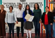 Pedro Escobedo impulsa la educación con transporte escolar gratuito