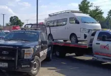 Aseguran camioneta con reporte de robo en operativo vial en San Juan del Río