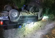 Volcadura deja una persona lesionada en Pedro Escobedo