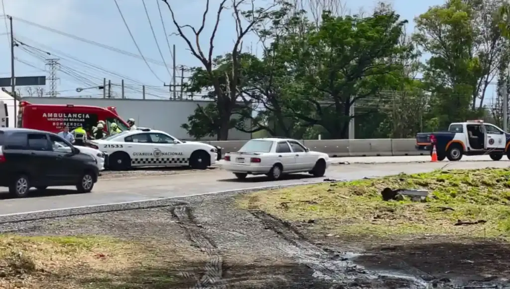 Los hechos ocurrieron cuando el conductor de la unidad perdió el control del volante por causas aún no determinadas.