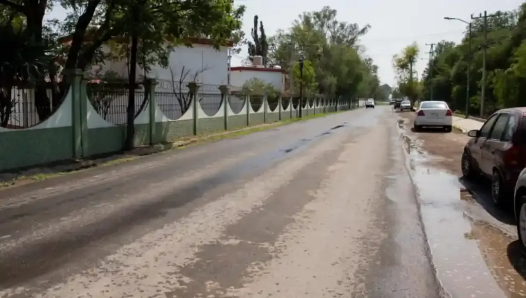 Se realizó la entrega de los trabajos de reencarpetado en el acceso a la comunidad.