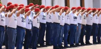 Autoridades municipales y militares clausuran Primer Escalón del SMN Clase 2007