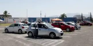 Tianguis de autos en SJR, un lugar seguro para la compra y venta de unidades
