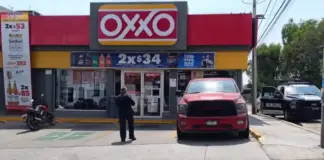 Asaltan Oxxo a unos metros de la SSPM; no hay detenidos