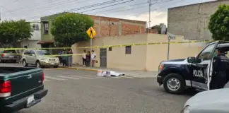 Fallece masculino en vía pública
