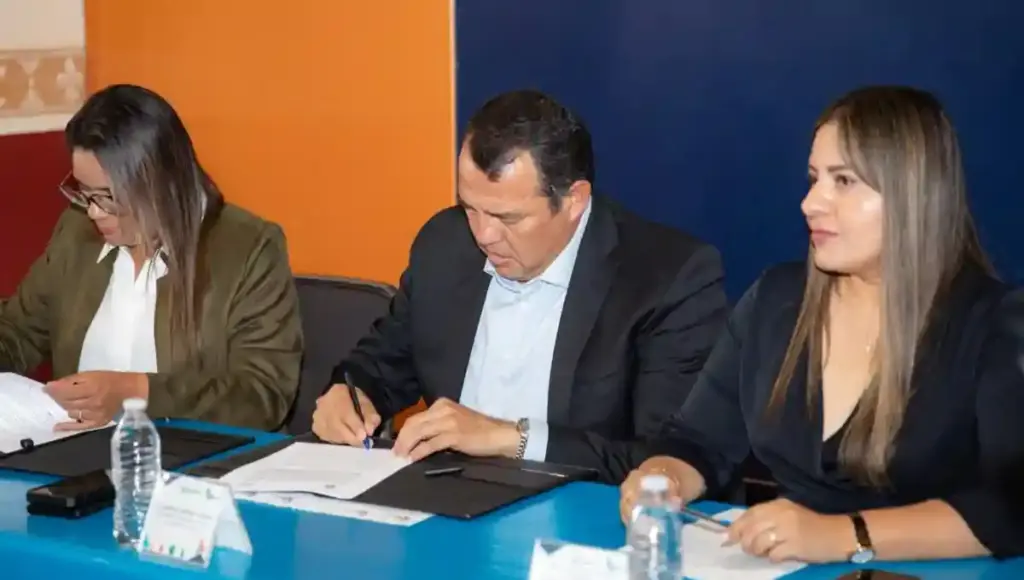 La consejera presidenta del IEEQ, Grisel Muñiz Rodríguez, destacó que el Municipio realiza un trabajo importante en la materia, al contar con un Reglamento y un Sistema de Participación Ciudadana.