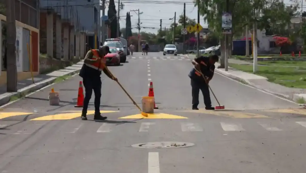 El presidente municipal de San Juan del Río, Roberto Cabrera Valencia, destacó que, a través del trabajo en equipo, se obtienen más y mejores resultados para la ciudadanía.
 
