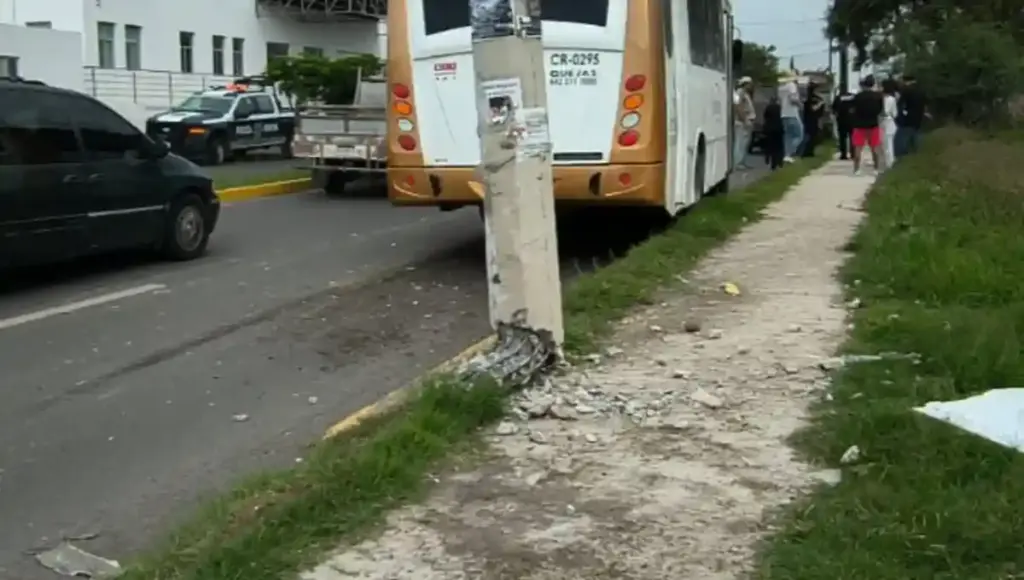 El hecho se registró en Av. Universidad a la altura del hospital Omega, el conductor iba a exceso de velocidad.