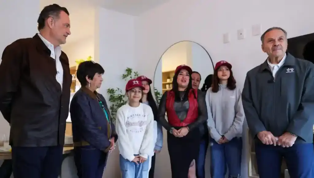 Autoridades federales y estatales, realizaron la entrega de 118 viviendas a familias sanjuanenses; el INFONAVIT confirmó 16 mil 47 viviendas para Querétaro