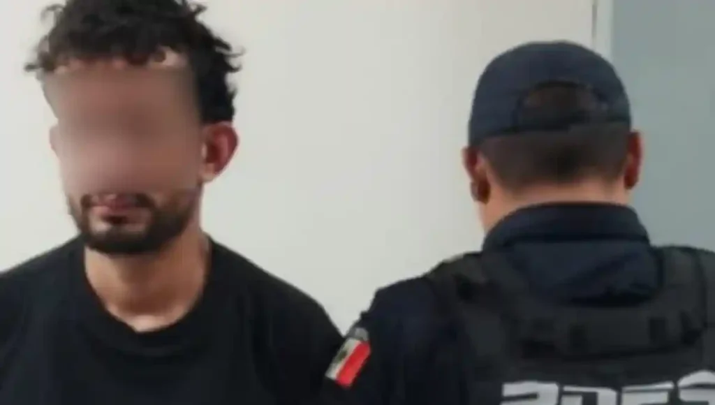 Acciones de inteligencia operativa de POES permiten detener a tres personas, asegurar dos vehículos y arma en Pedro Escobedo