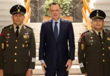 Asiste Gobernador a la toma de protesta de la Comandancia de la XVII Zona Militar