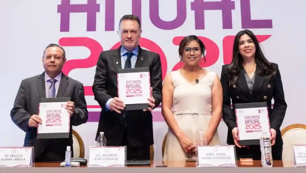 Se llevó a cabo la develación de la placa conmemorativa con motivo del 30 aniversario del Instituto.