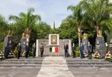 Llama Gobernador a honrar a los Niños Héroes con la construcción de un mejor país