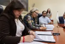 Coordinan UAQ y USEBEQ acciones de capacitación digital para escuelas públicas