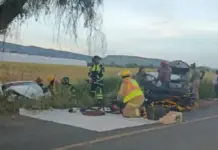 Fuerte choque frontal deja dos lesionados y cierre total en la carretera La Valla–La Estancia