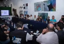 En su Quinto Informe de Gobierno Roberto Cabrera se reúne con el sector restaurantero