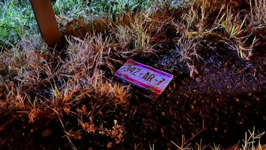 El accidente se registró a la altura de La Palma, Pedro Escobedo, afortunadamente el chófer salió ileso solo con algunos golpes.