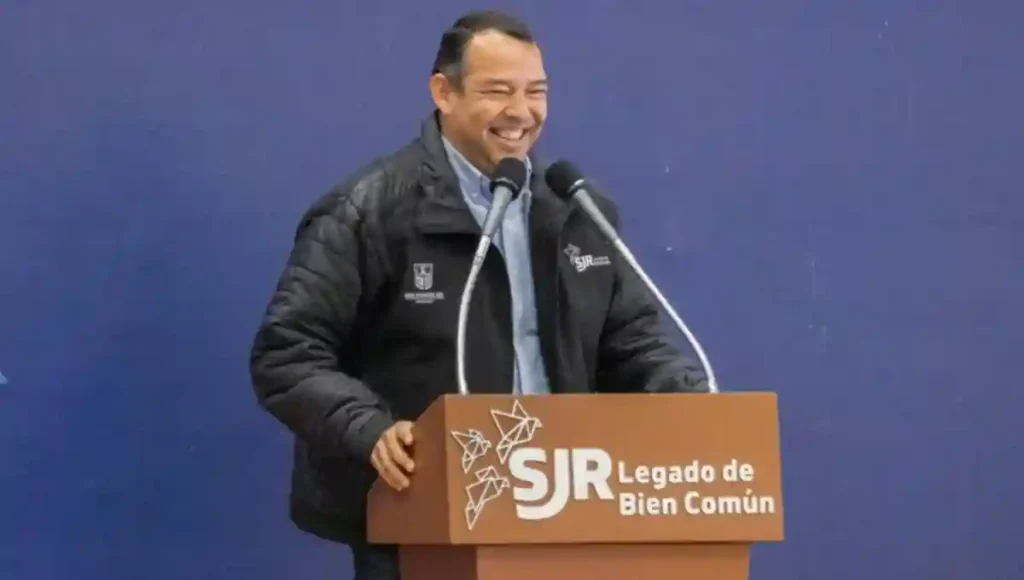 La inversión mencionada permitió incorporar vehículos, equipo de protección, uniformes y herramientas tecnológicas, con el propósito de proteger y cuidar a las familias sanjuanenses.