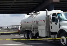 Hallan sin vida a chofer de pipa sobre la carretera 57, a la altura de Buenavista