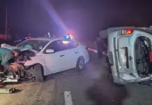¡Carambola en Tequisquiapan!: Tres vehículos se impactan uno queda volcado